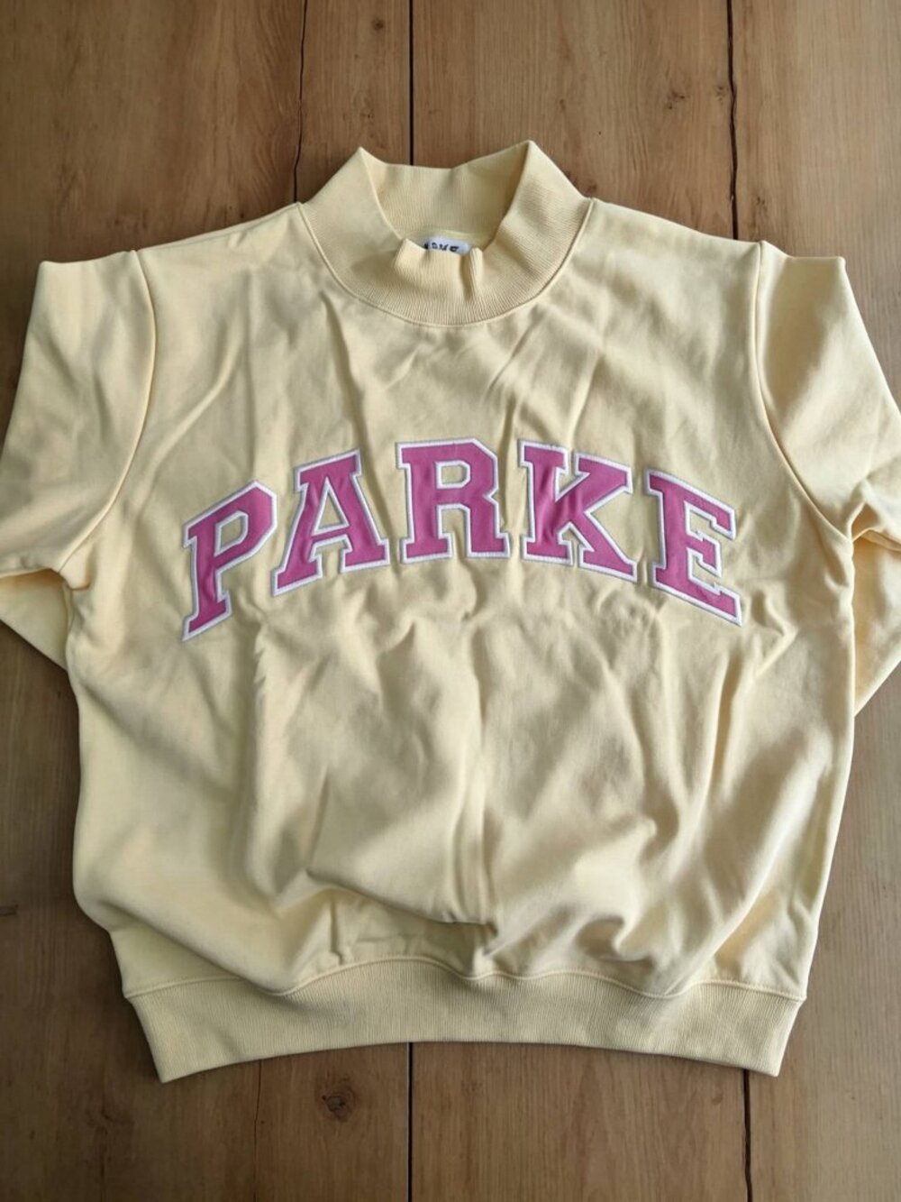 ✨PARKE Yellow Mock Neck Varsity Letter Sweatshirt